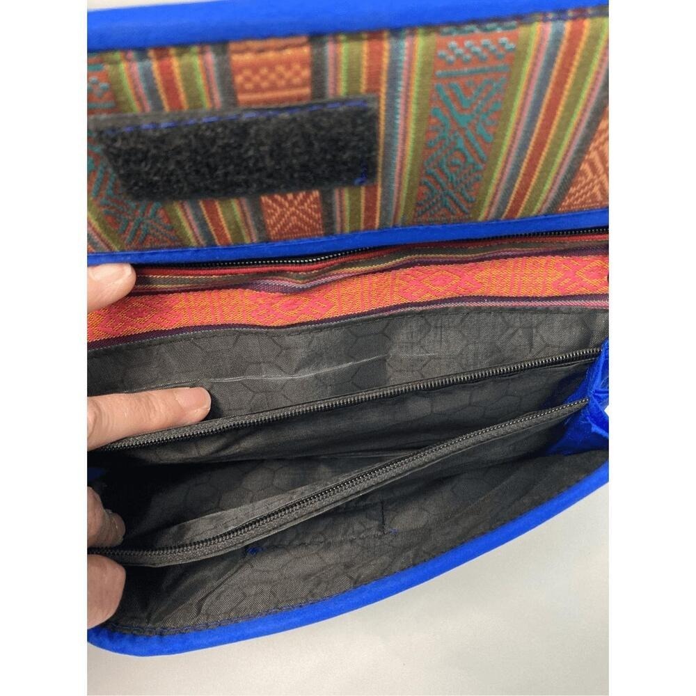 Handwoven Bhutanese Wristlet Wallet  Artisan Clutch with Zipper Compartments | M - Picture 5 of 10
